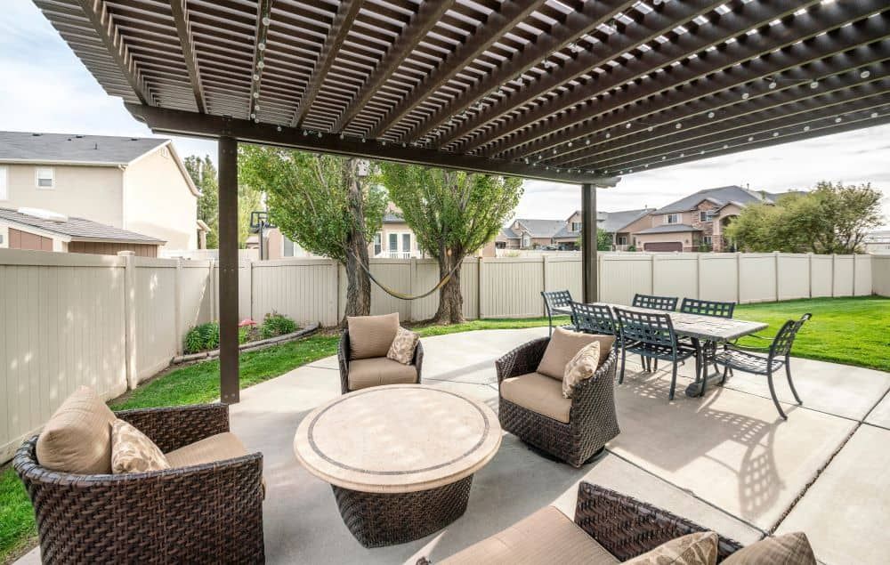 Home Concrete patio slab outdoor entertaining area